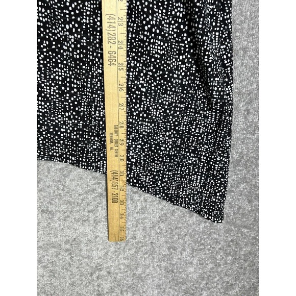 Croft & Barrow Black Textured Abstract Sharkbite Hem Top Womens‎ Size 3X Stretch - Picture 15 of 15